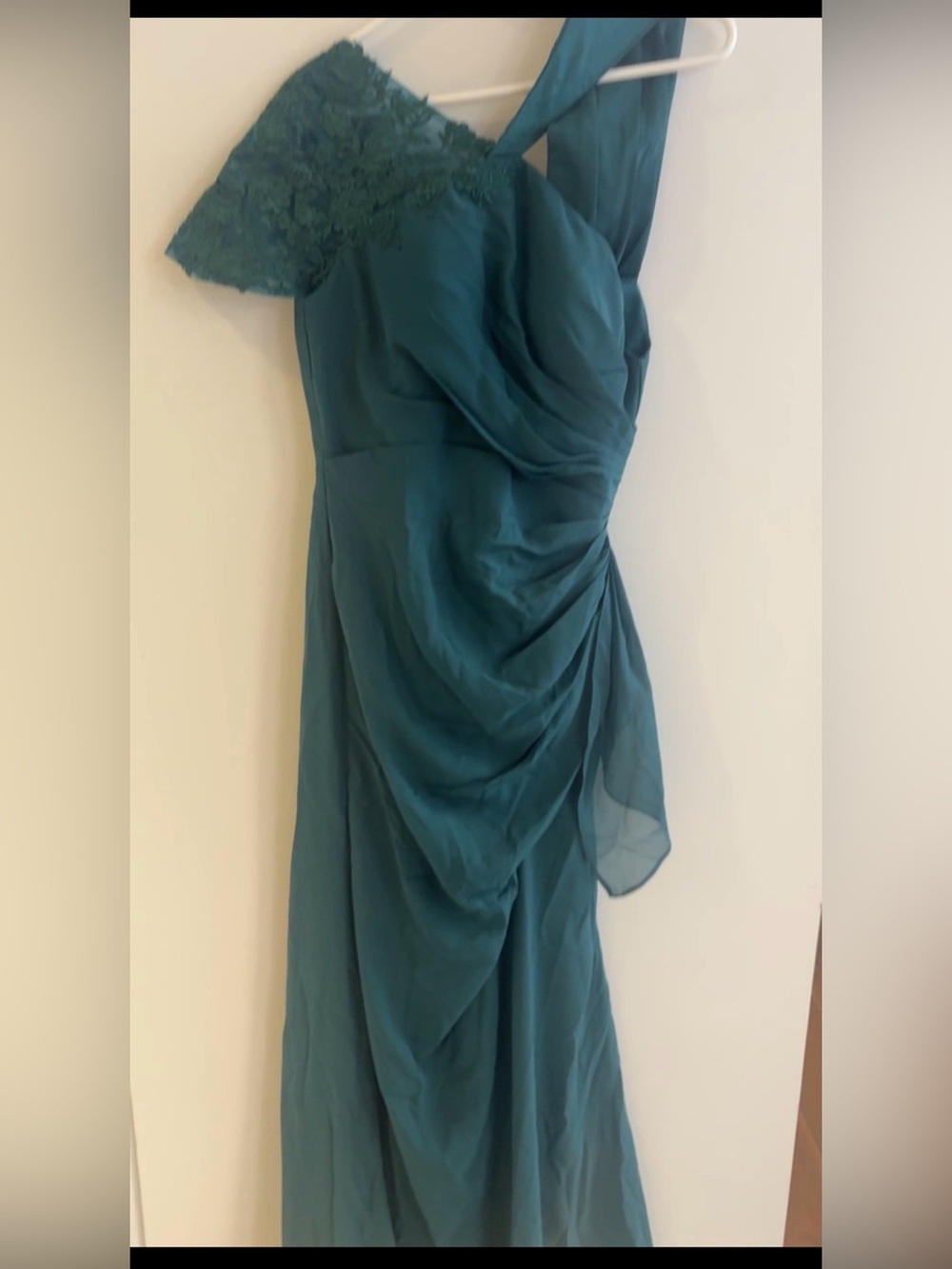 One-Shoulder Teal Lace-Detail Ruched Wedding Guest Dress
